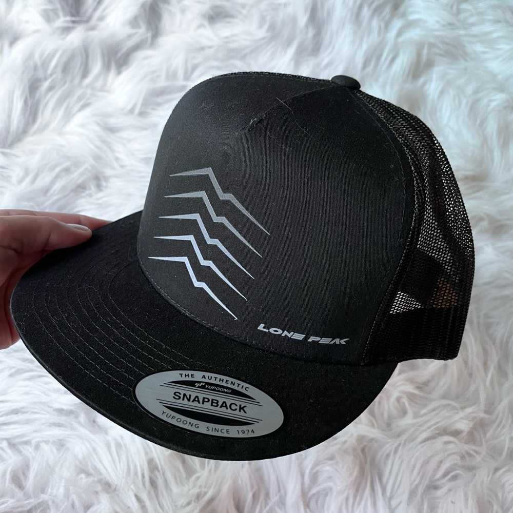 Altra Black Hat